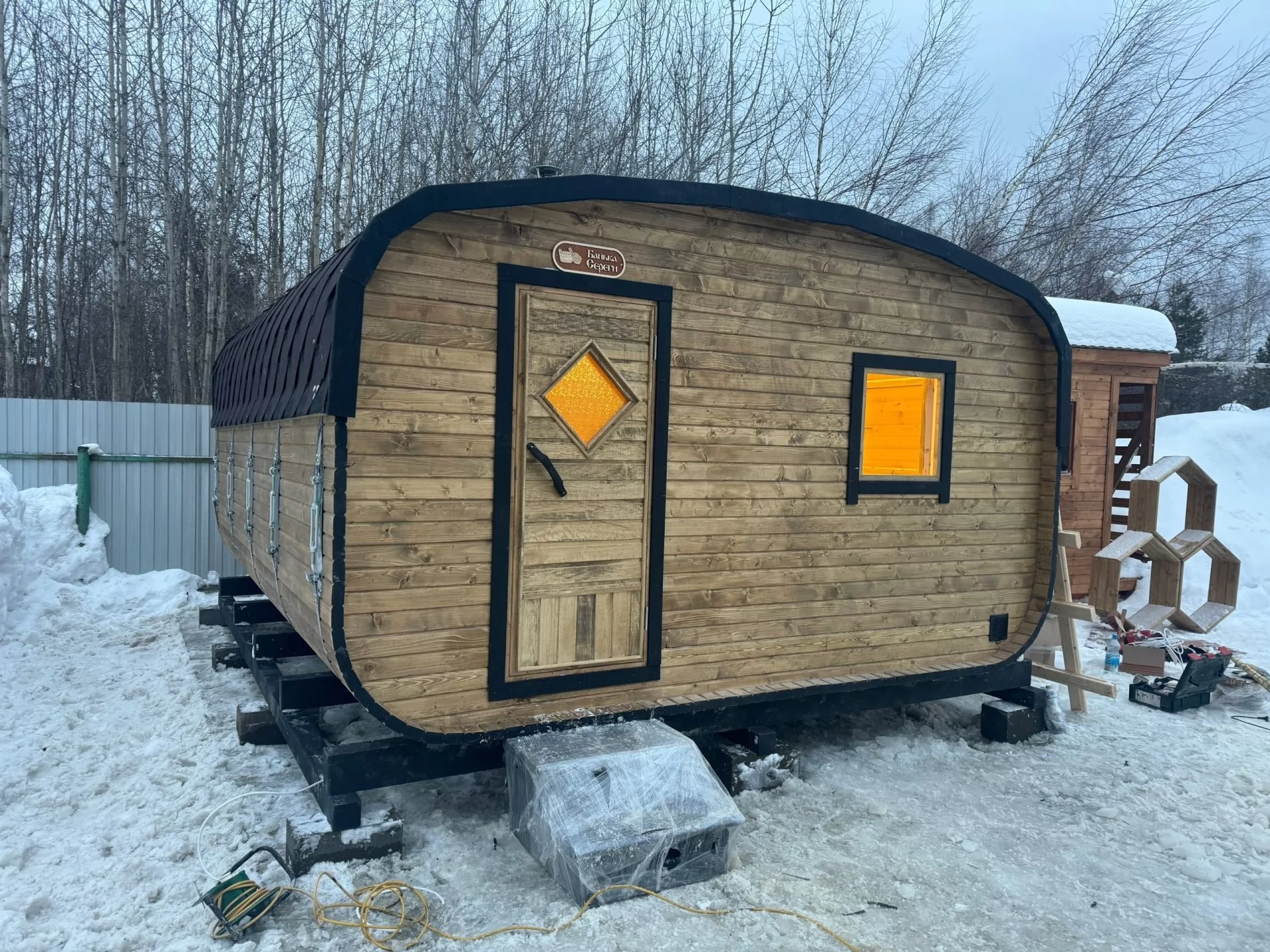 Без козырька